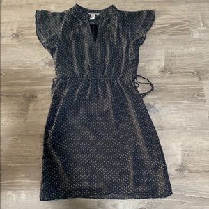 H&M ✨Patterned V-Neck Sun Dress Size 4.